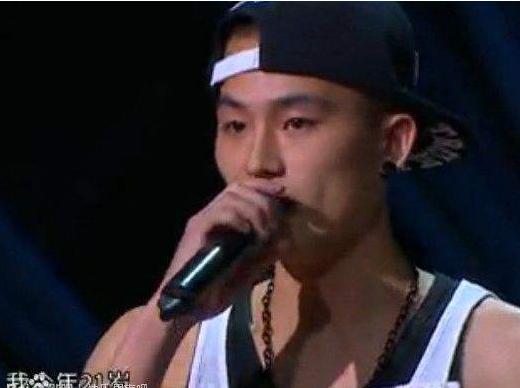 他是快男亚军,唱歌不如华晨宇跨界演戏恋富婆影后