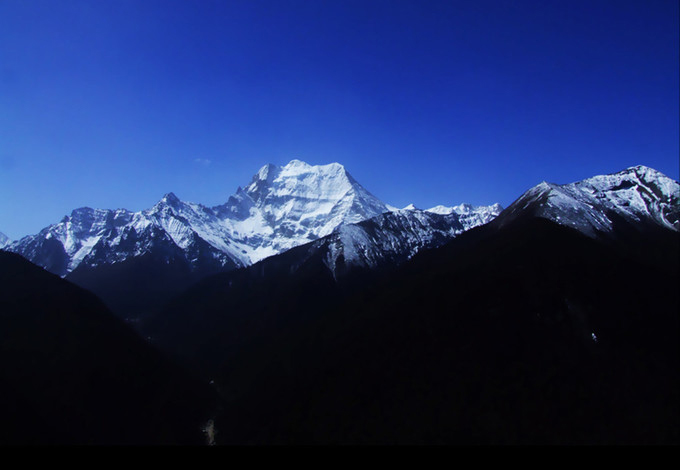 【转】稻城亚丁怎么去?四季景色有何不同?这篇攻略全告诉你