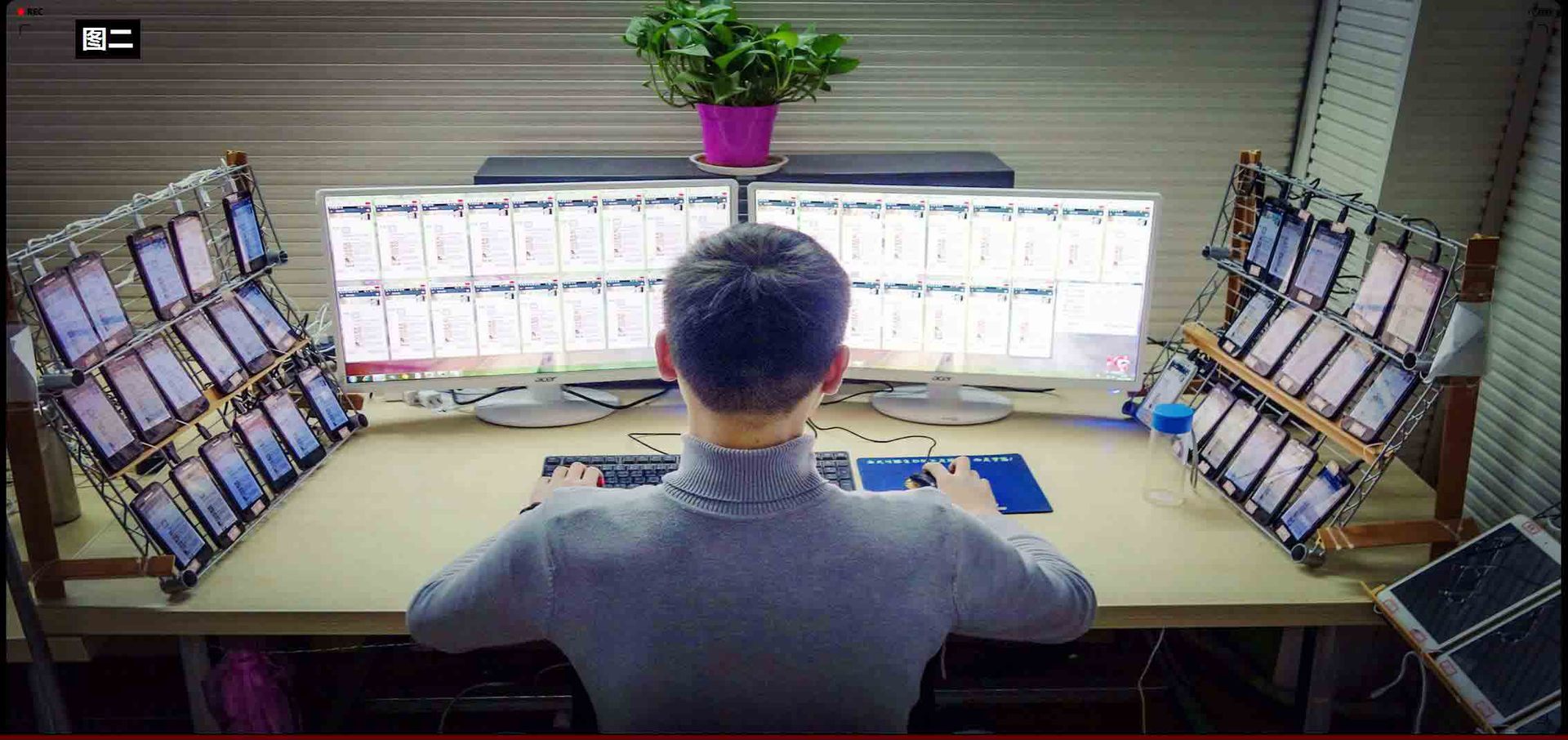 一台电脑控制多部手机微信,自动发朋友圈神器