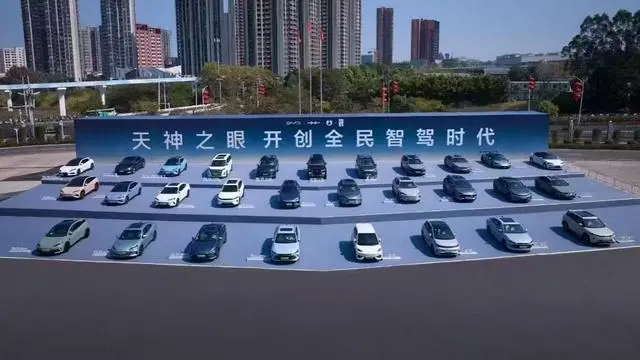 【萌喵】【转】为啥油车宁可卷价格,也不上智驾?不是车企没出息,变速箱帮倒忙