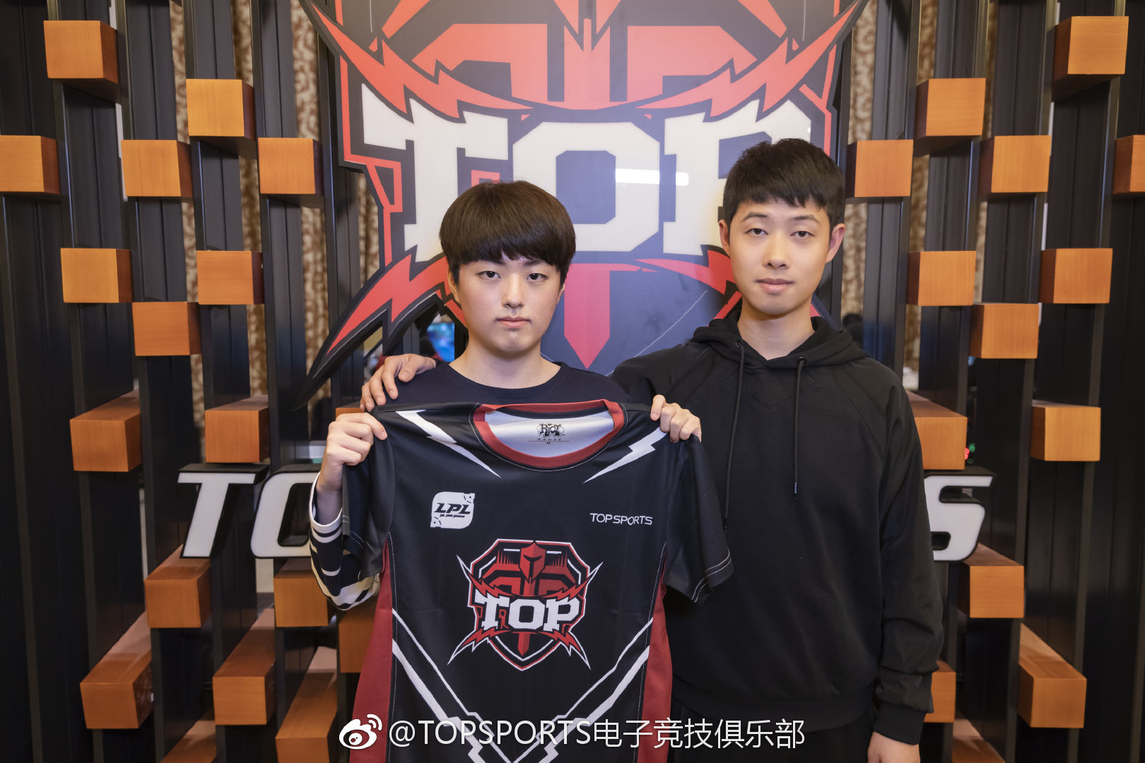 志在明年世界赛 LokeN正式加入TOP战队