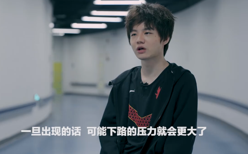 征战七年的Uzi变弱了?FPX下路双人组说出实话,都上当了
