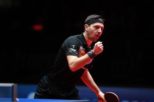 拒绝爆冷!乒坛常青树4-1进8强,2局上演逆转,大比分落后显淡定