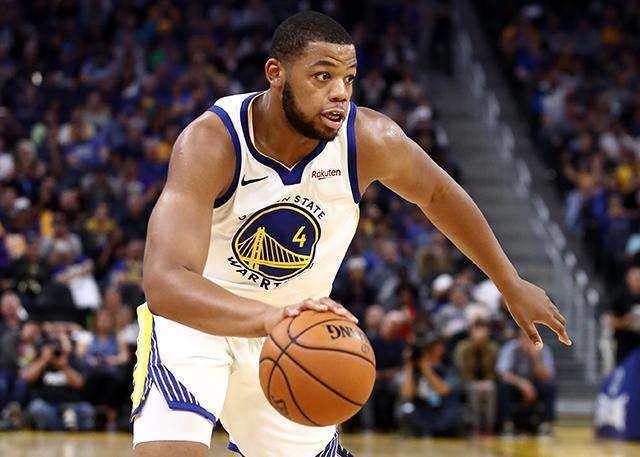 【篮球】红队补强内线最佳人选浮出水面 这两大重要因素 直接决定红队引援