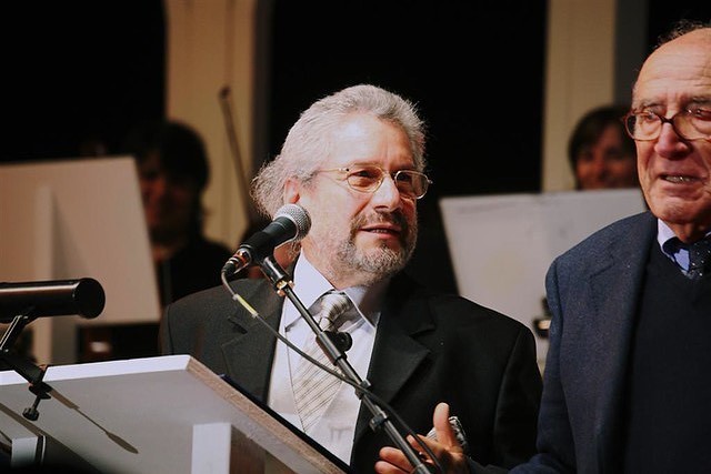 累计61位国外明星因新冠去世,最年轻者仅30岁