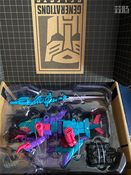 变形金刚世代精选海底狂魔狂咬诱杀发售 完整组合形态放出