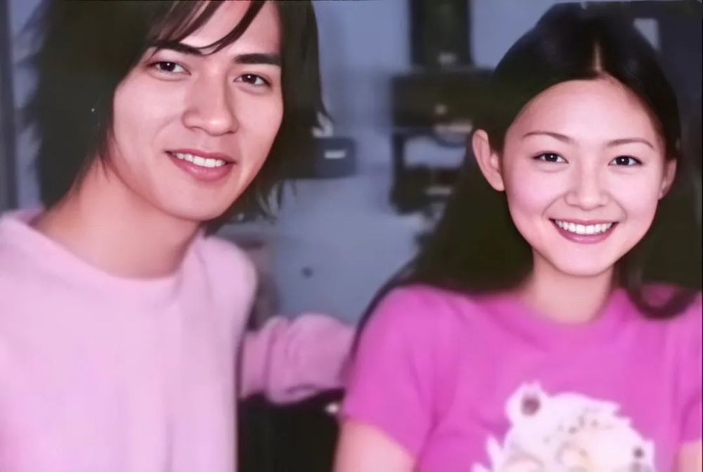 当你嗑的cp成真了……爽!