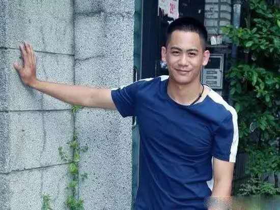 大导演李安身处纽约,因疫情受困家中,自嘲重变“煮夫”