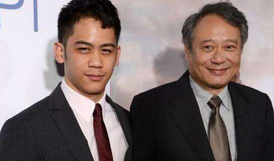 大导演李安身处纽约,因疫情受困家中,自嘲重变“煮夫”