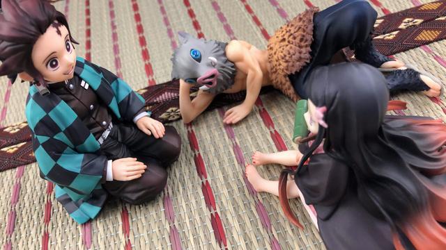 手办价格昂贵并非没有道理,看到放大后的画面,这钱花得可真值