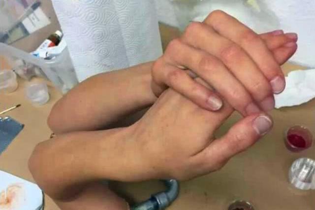 手办价格昂贵并非没有道理,看到放大后的画面,这钱花得可真值