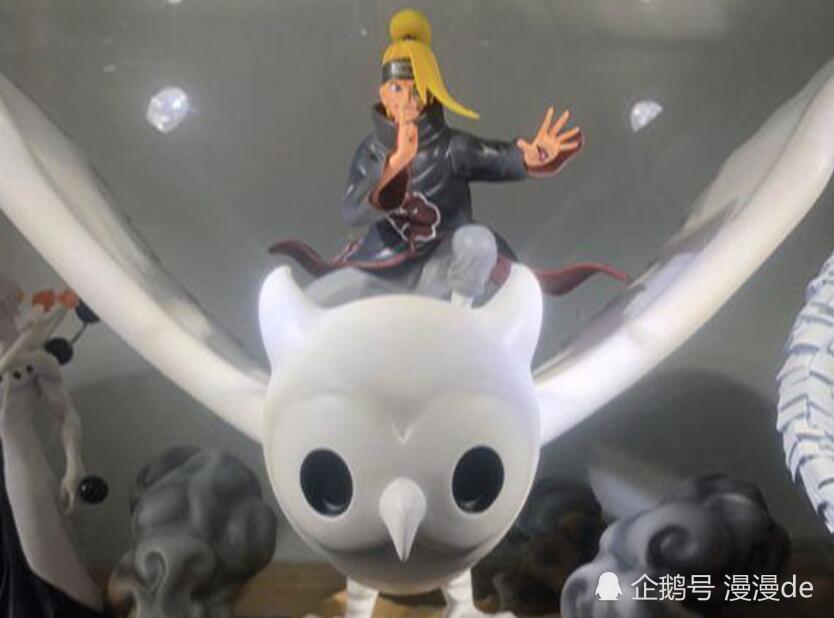 陈立农晒火影限量版手办,得知价格后,网友:对不起打扰了