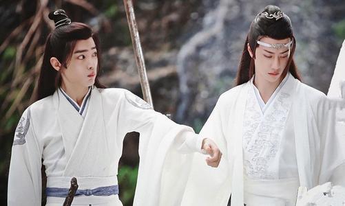 一开始以为是烂剧,越看越上头的4部古装剧,《锦衣之下》上榜!