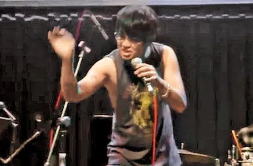 宋祖儿宋佳醉酒被拍,而他因酒后失态事业跌入谷底,这是醉后显原形吗?