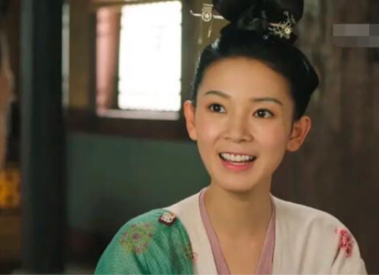 林允陈瑶脸型大变灵气全无,刘涛花300万找罪受,非要整一口假牙何必呢?