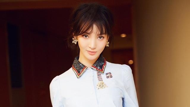 “北舞校花”金晨:两次解约失败险被雪藏,这次真能乘风破浪吗?