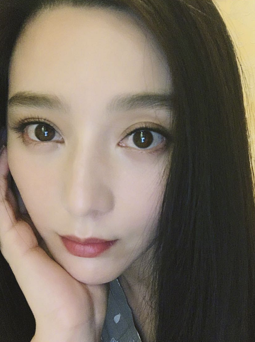 范冰冰有新恋情?晒素颜健身照一脸开心,左手无名指戒指抢镜