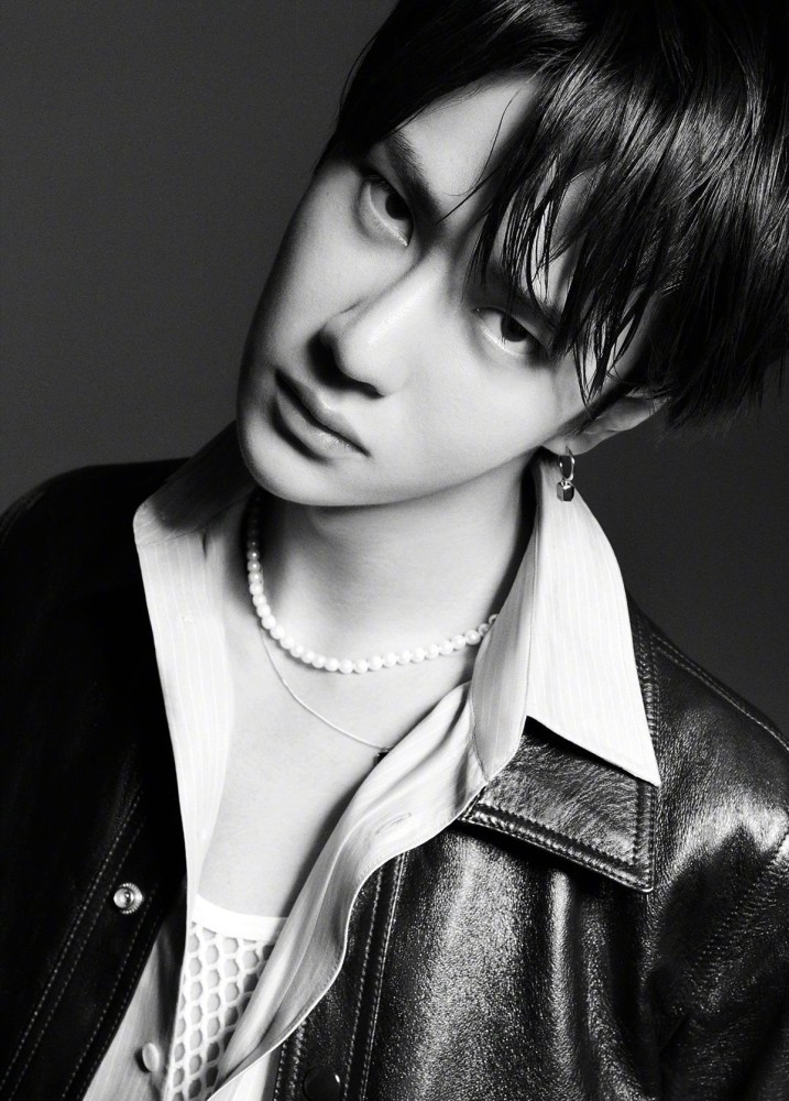 赛车手上线!车队官宣尹正王一博2020新赛季回归