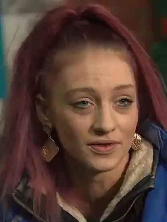 英国妈妈很苦恼,隔离期间不让出门,小朋友身体健康怎么办?