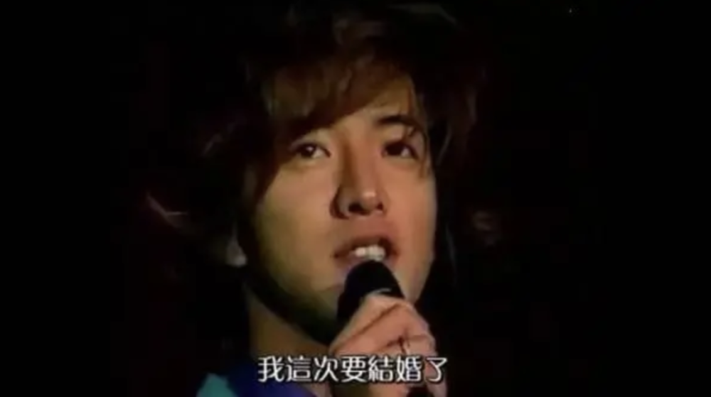 首晒合照撒狗粮、女儿直播做蛋糕,木村一家好像突然来到了人间!