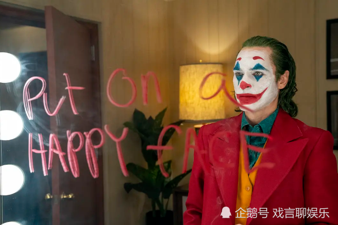 最受争议的犯罪片小丑,它不光有深度还十分烧脑,值得我们深思