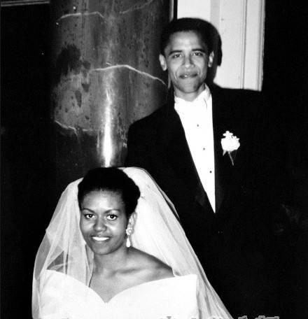 奥巴马妈妈颜值爆表!18岁上学当妈两不误,中年体重飙到190斤