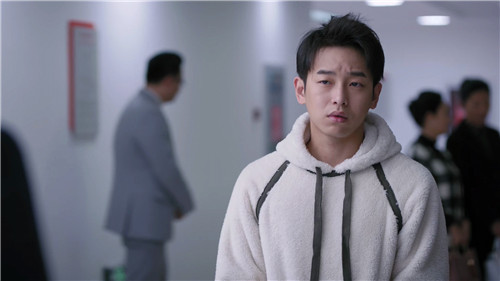 杨紫和吴亦凡的番位之争,到底是谁之过?