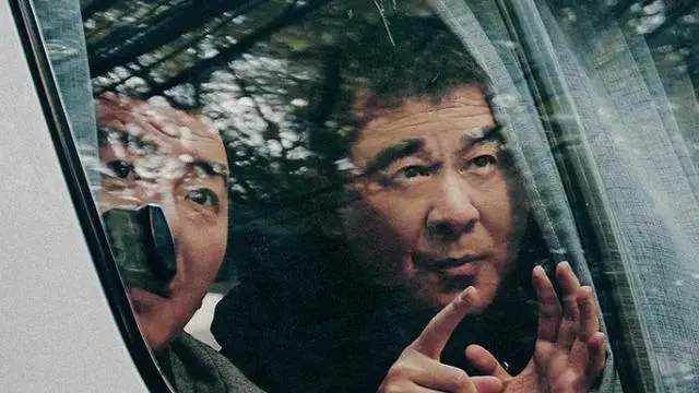 这题你肯定不会:陈建斌老师今年多少岁?