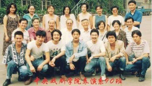 这题你肯定不会:陈建斌老师今年多少岁?