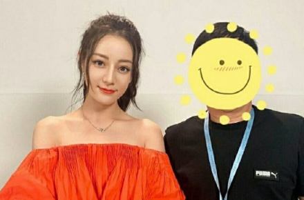 迪丽热巴戴“钻石项链”被批炫富,可得知价格后,网友纷纷道歉了