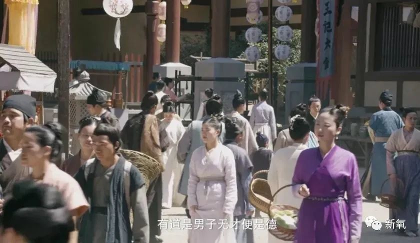 杨姓女星竟然是陈芊芊后人?曾帮助章子怡上位,反被LXL母亲撬了男友