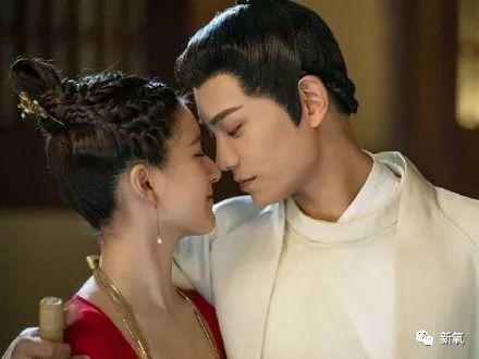 杨姓女星竟然是陈芊芊后人?曾帮助章子怡上位,反被LXL母亲撬了男友