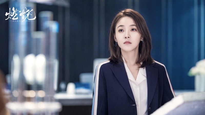 《燃烧》张佳宁与老戏骨奚美娟飙戏:不会被气场震慑住