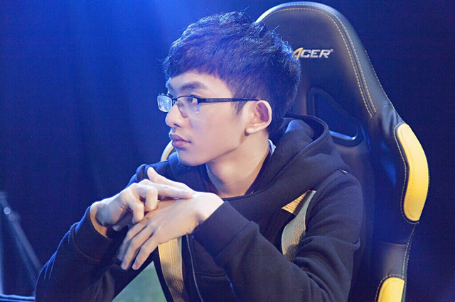 放过选手吧!LPL首日LNG出战,首发不见圣熗哥和小段
