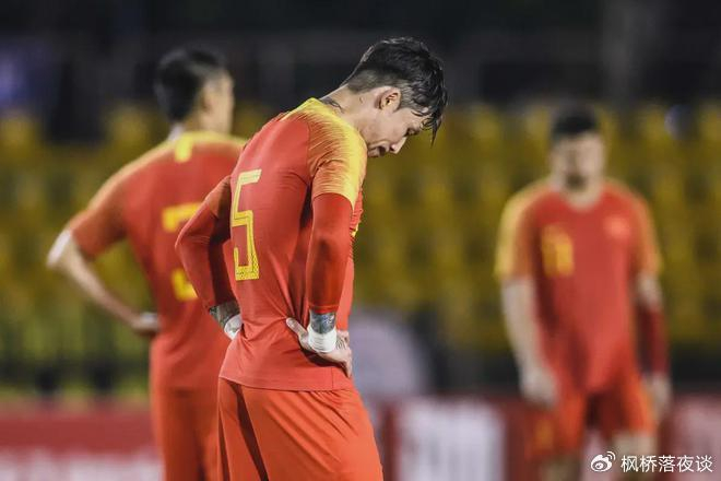 国足为何越来越差?贾秀全透露关键信息,脱离原来体制没体系了!