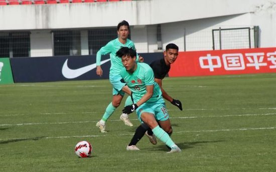 揭秘国奥破冰行动:重压下主动求变赛跑时间