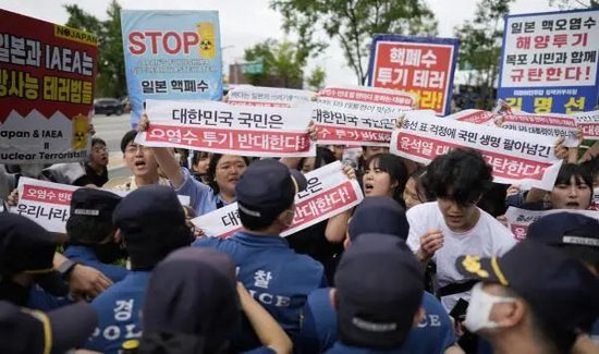 【萌喵】【转】日本首相要求中方撤销进口禁令,我大使回击!韩国多个海鲜市场空荡荡