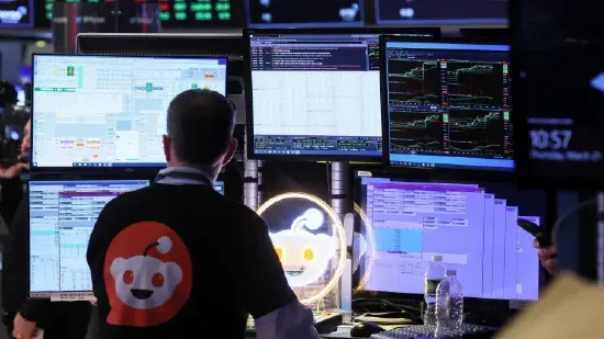 【萌猫】【转】收盘:纳指再创历史新高 三大股指本周均录得涨幅