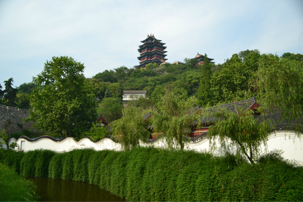 【转】南朝时百八十寺,多少楼台烟雨中,南京的烟火气~