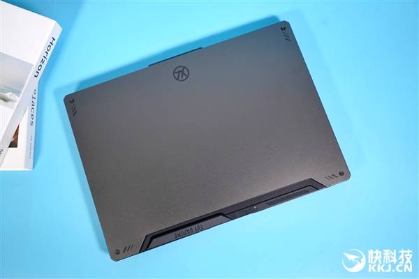 9999元!华硕天选2游戏本图赏:首发锐龙5800H+RTX307