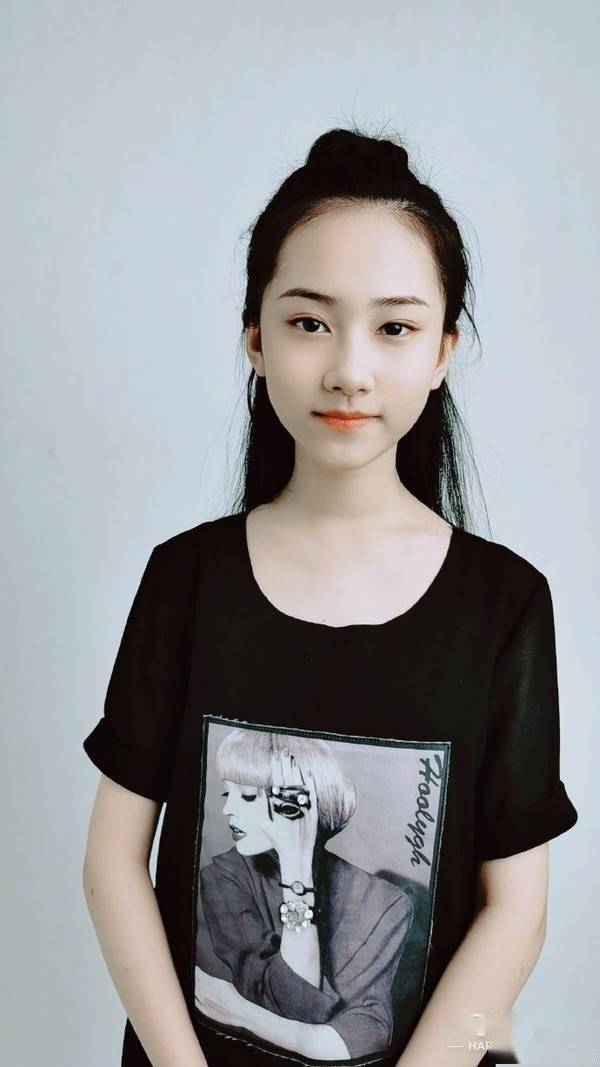 还记得《小戏骨红楼梦》里的王熙凤吗?她唱歌居然这么好听?