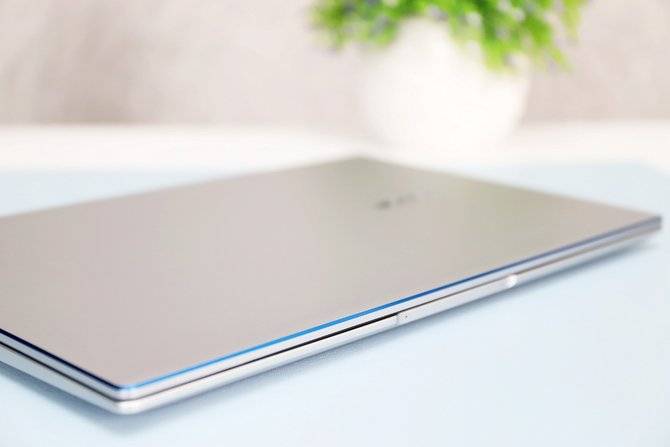 多屏协同再升级!荣耀 MagicBook 15全面屏轻薄本评测