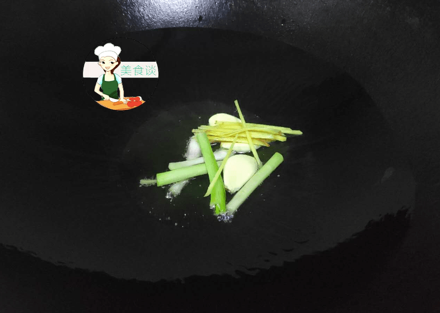 鱿鱼须时,先下油是大错!多加这一步,鱿鱼须更嫩脆,一点不老