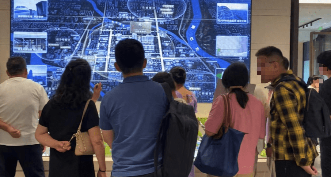 【时尚】【转】“认房不认贷”落地约两月:买房的等“捡漏”,卖房的等“有缘人”