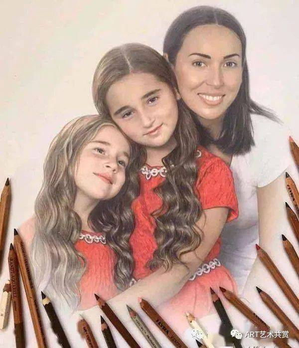 俄罗斯美女艺术家——宛如高清照片般的铅笔画