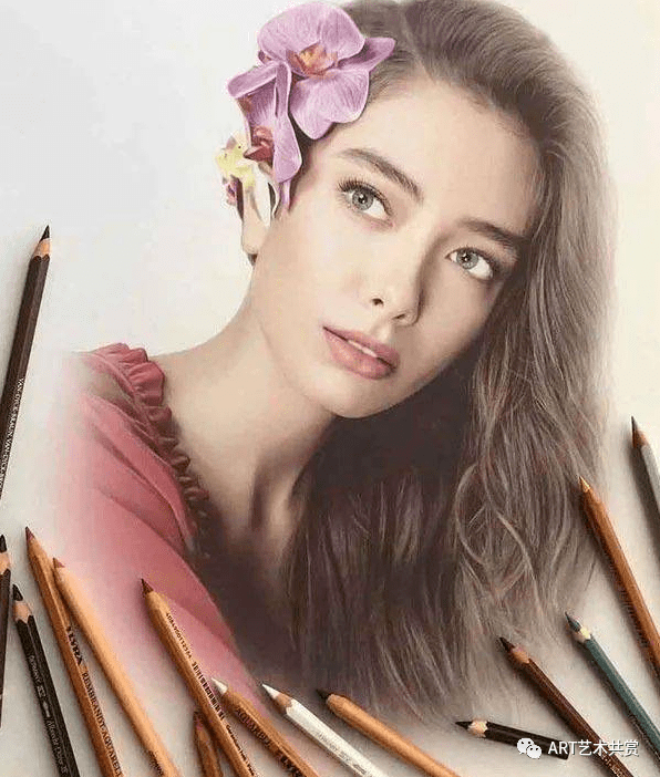 俄罗斯美女艺术家——宛如高清照片般的铅笔画