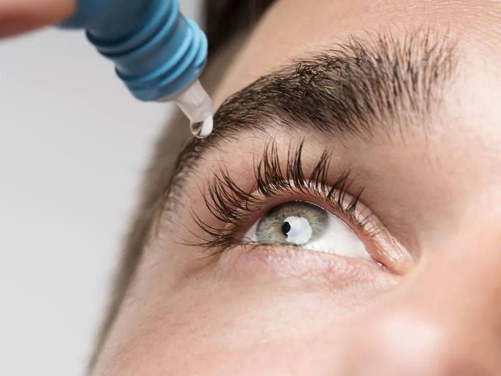 【花资】【转】眼药水,一次要点几滴?