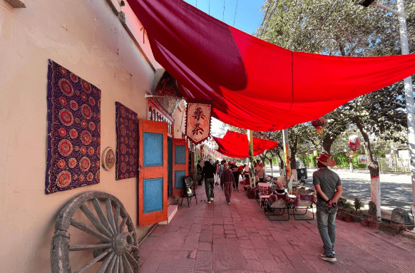 【转】南疆的十字路口,古龟兹国的国都所在,如今的库车异域风情浓郁