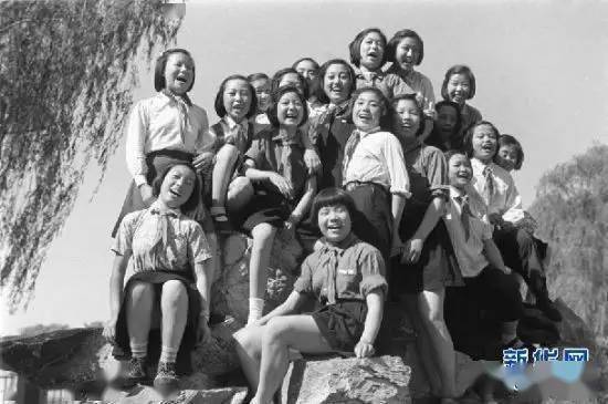 【摄影故事】不同年代的儿童照片,找回儿时的回忆~