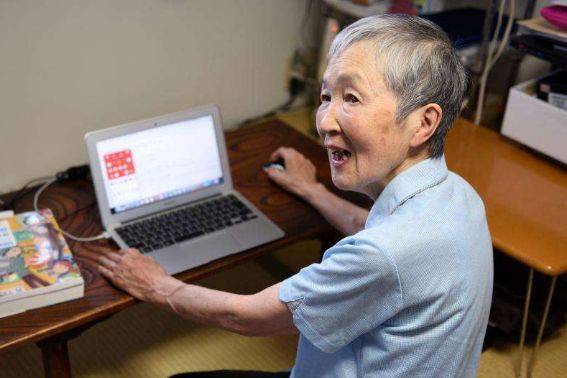三位奶奶告诉你:人生没有太晚的开始